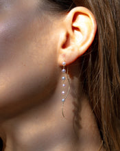 Load image into Gallery viewer, Woman Power Akoya Pearls Dangling Gold Earrings