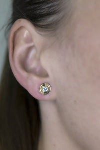 Geometric Double Bezel Diamond Stud Earrings