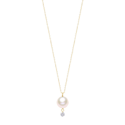 Classic Pearl and Diamond Necklace 