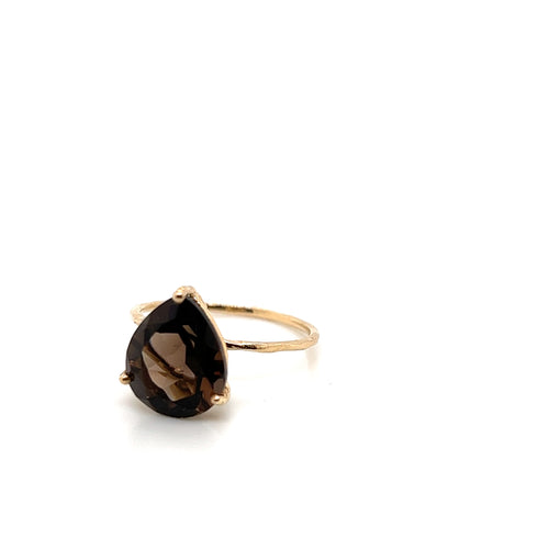 Smoky Quartz Pear-sparped Gold Ring